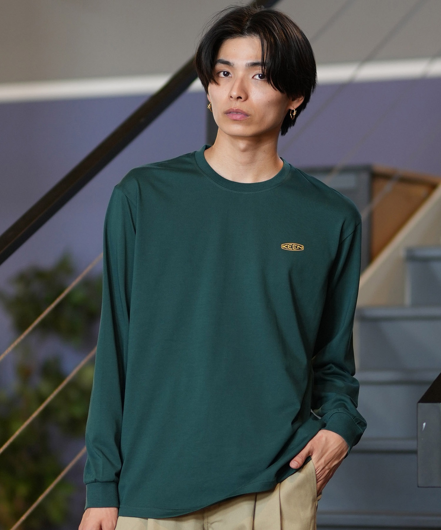 KEEN 長袖Tシャツ黒